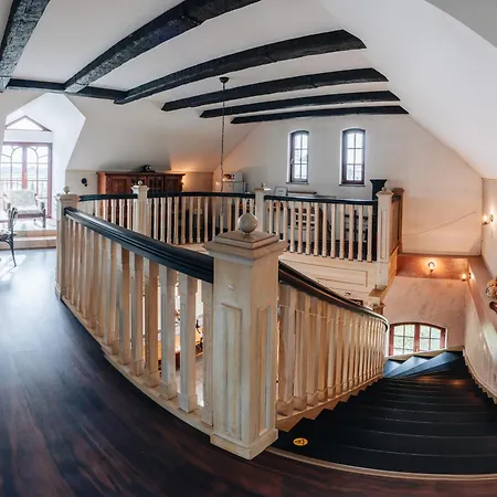 Konukevi Kastely Grof Zichy Haniska