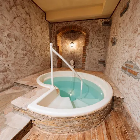 Kastely Grof Zichy Konukevi Haniska