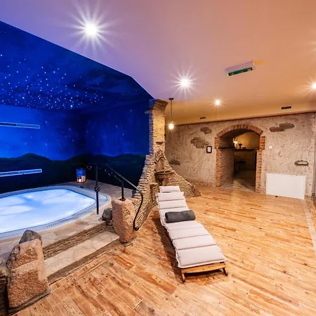 Konukevi Kastely Grof Zichy 3*