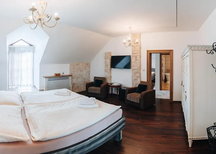 Kastely Grof Zichy 3* Haniska